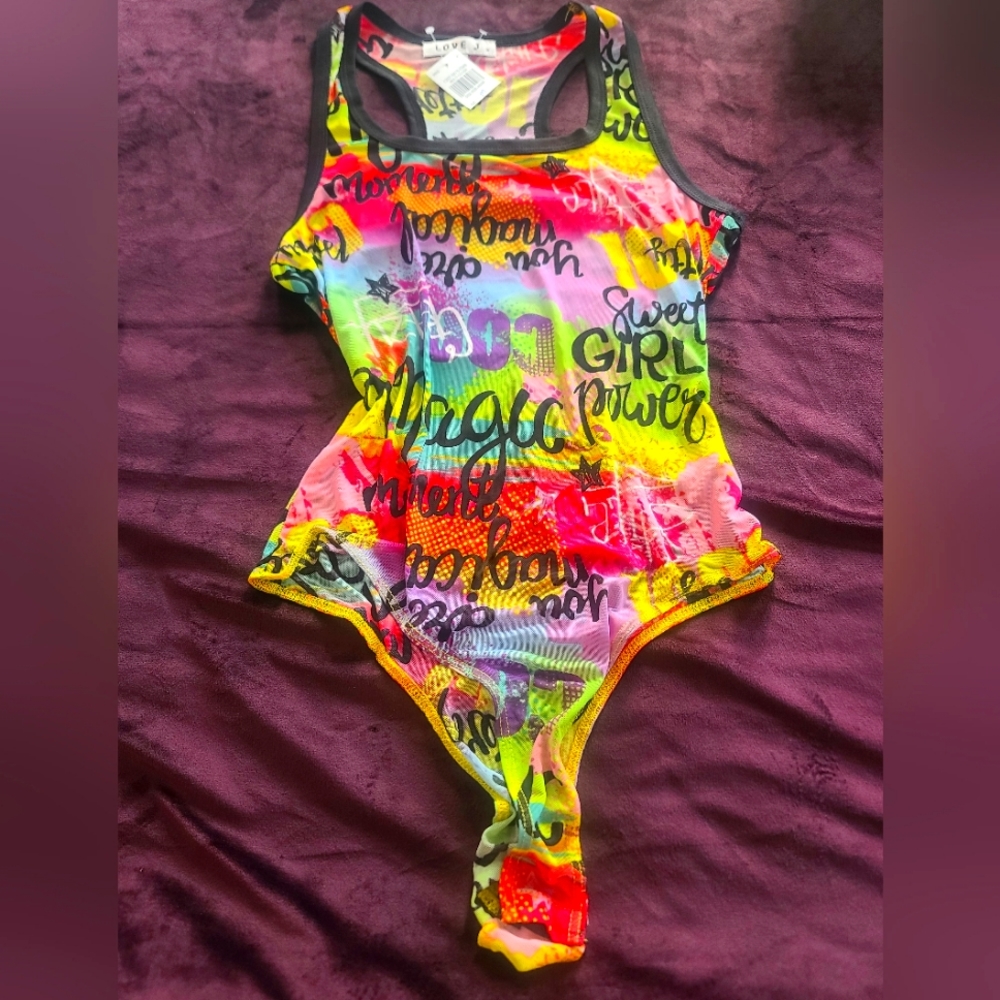 NWT Love J beautiful colored snappy bodysuit. Size medium